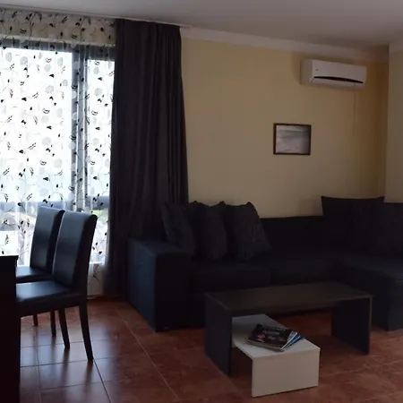 Sea Club Sarafovo Апартаменты Бургас